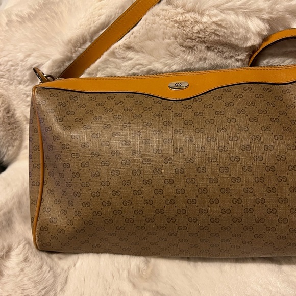 AUTHENTIC VINTAGE GUCCI 🌸 💕 CROSSBODY BAG OR SHOULDER - Picture 5 of 16